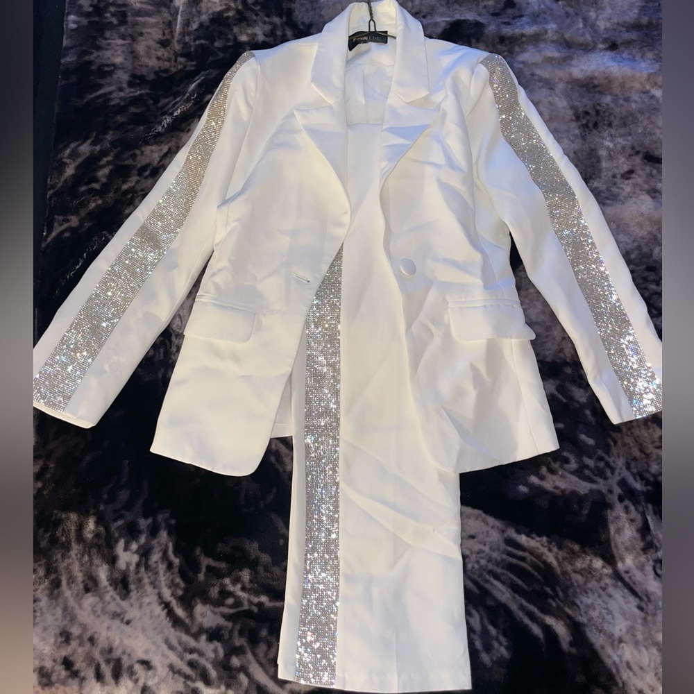 Elegant White Pantsuit with Silver Accents